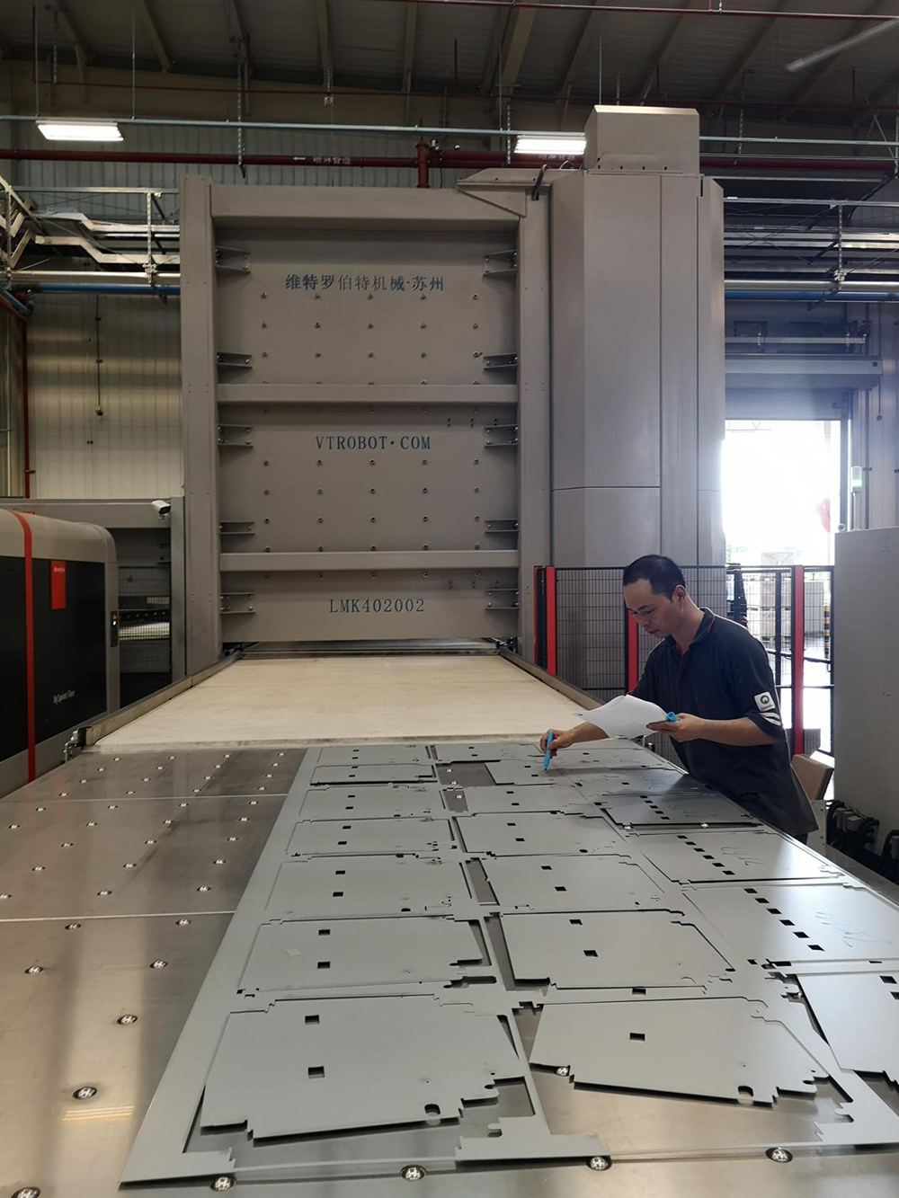 1740124498439697.jpg 7.jpg